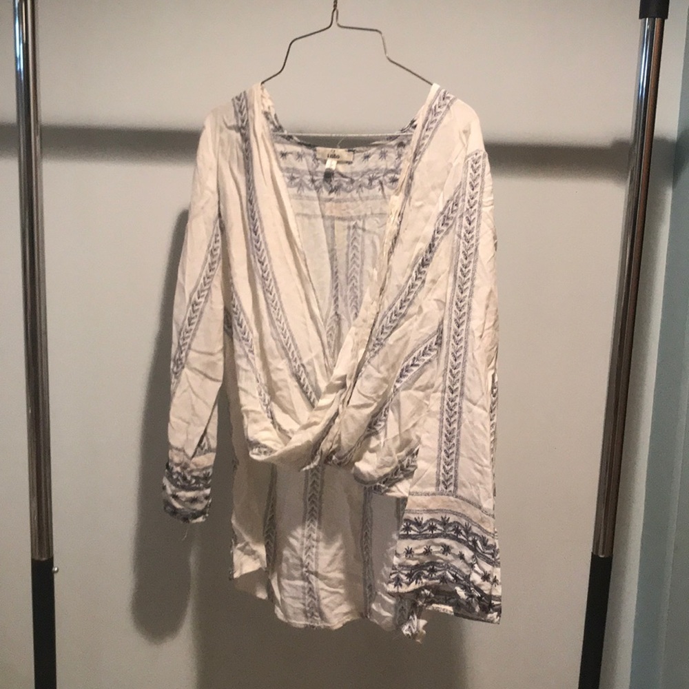 LF white flowy wrap too